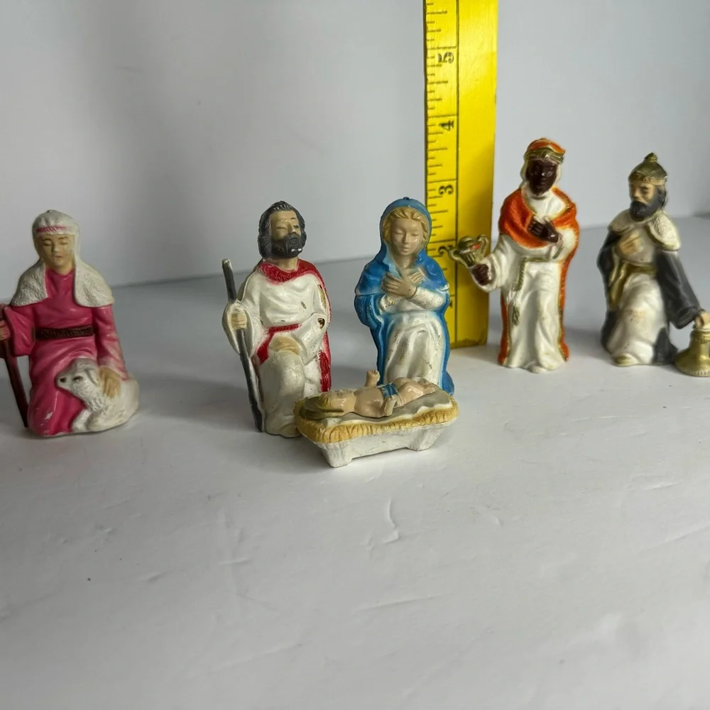 Vintage Miniature Blowmold 8 Piece Partial Nativity‎ Set Jesus Mary and Joseph